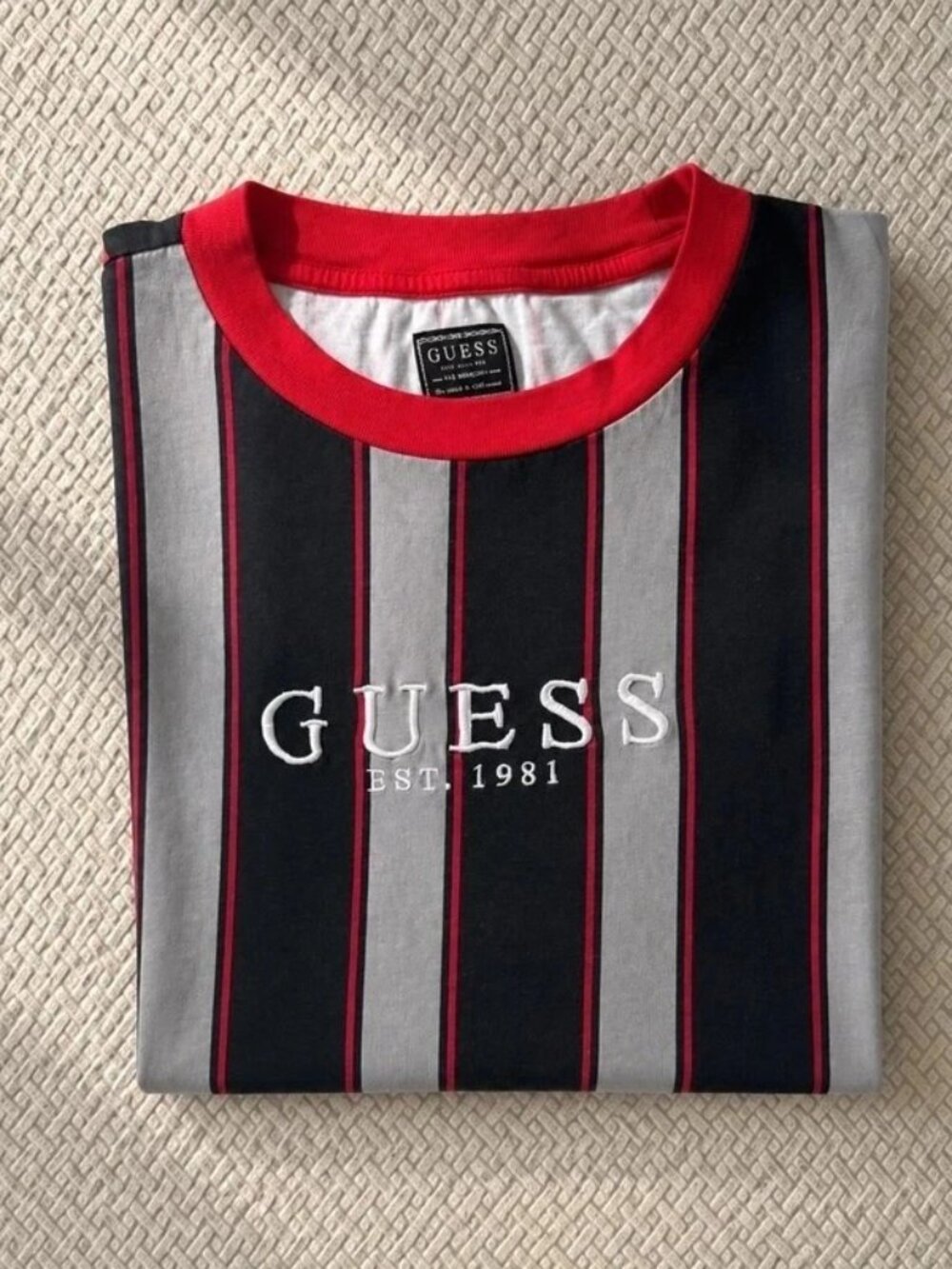 GUESS Striped Embroidered Logo T-Shirt - Men's Medium